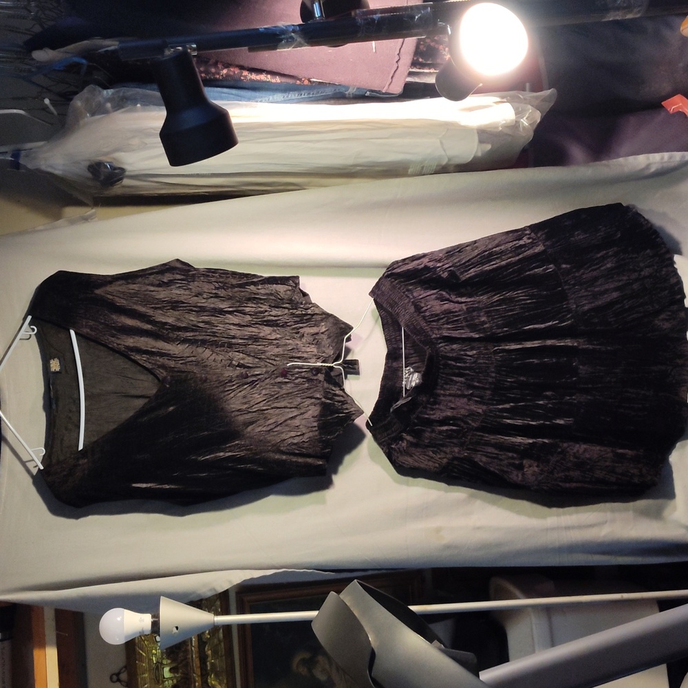 Woman's vest and skirt, black, 100% Rayon
